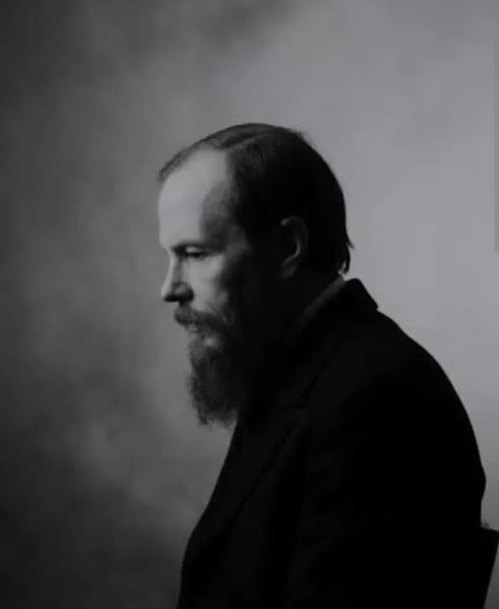 Dostoyevski İdam Mangasının Önünde Beş Dakika Bekledi